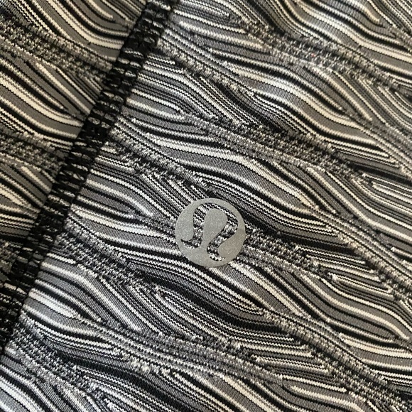 Lululemon Speed Tight II Textured Wave Black Silver Spoon Black Sz 8 - Picture 4 of 7